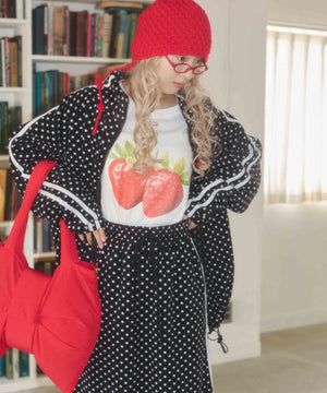 ブラック モデル：161㎝ F着用