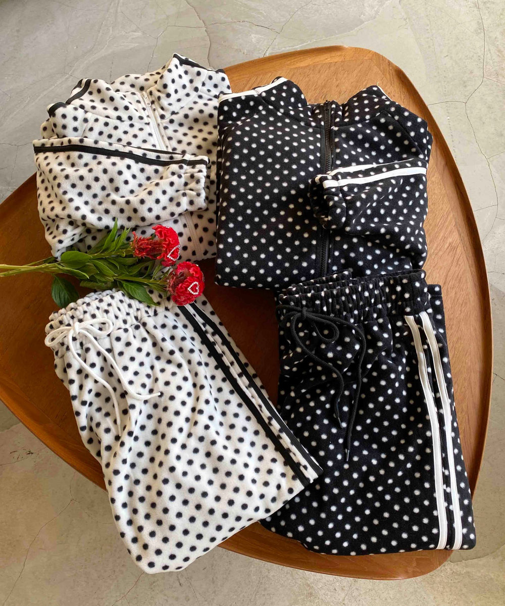 ドットフリースパーカー