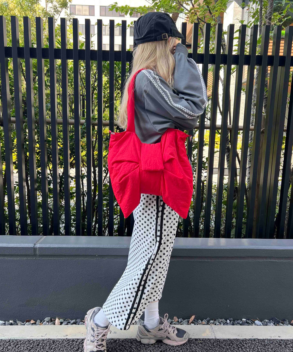 ホワイト モデル：160㎝ F着用