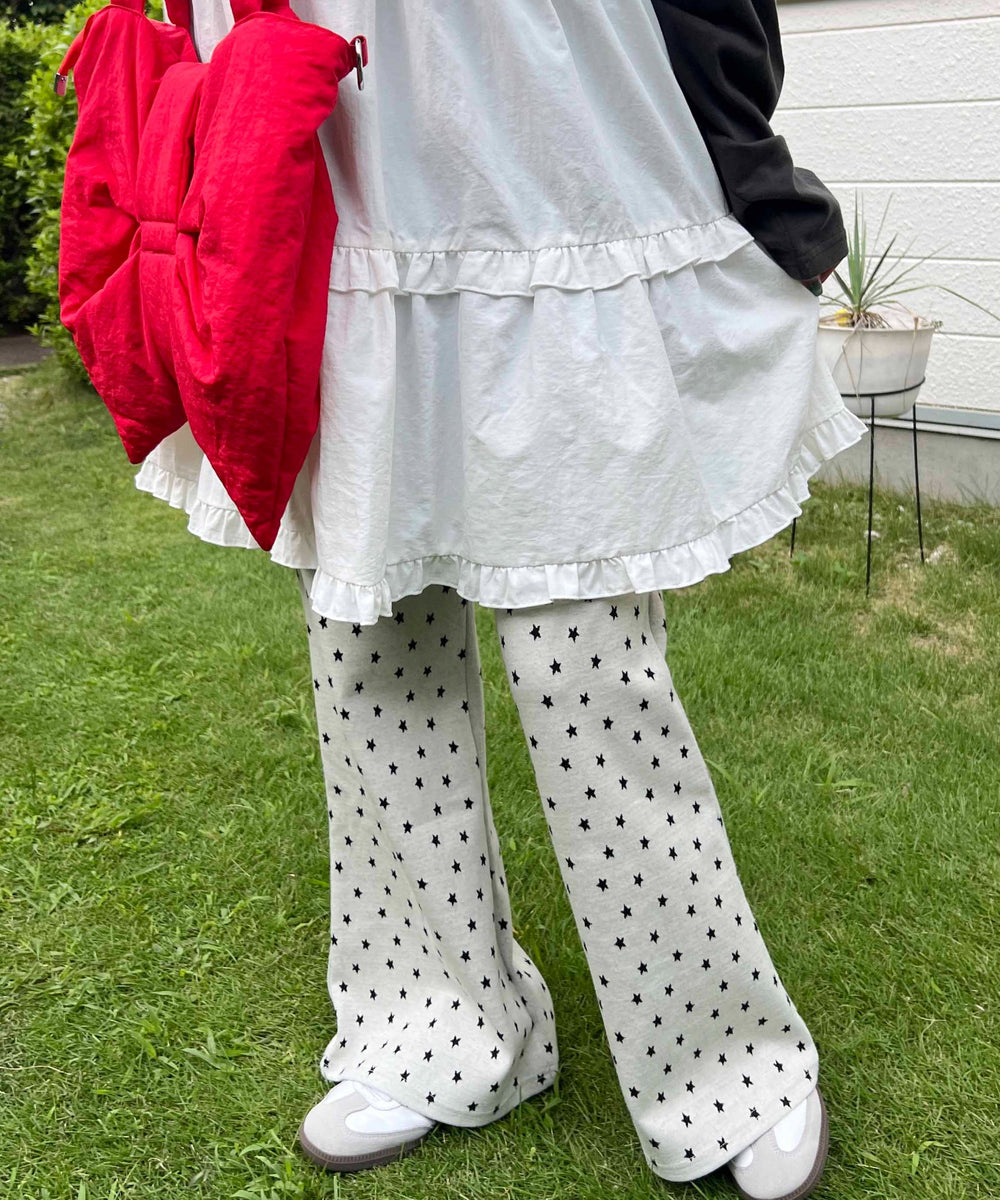 ホワイト モデル：160㎝ F着用