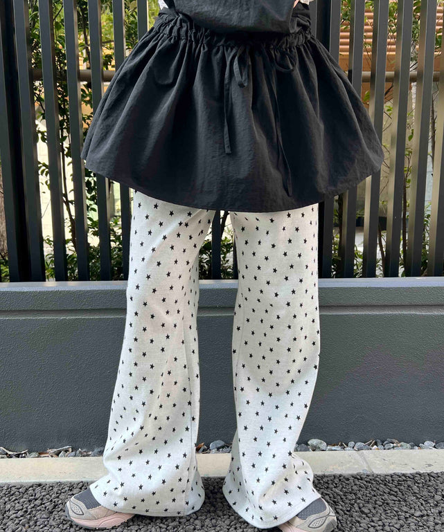 ホワイト モデル：160㎝ F着用