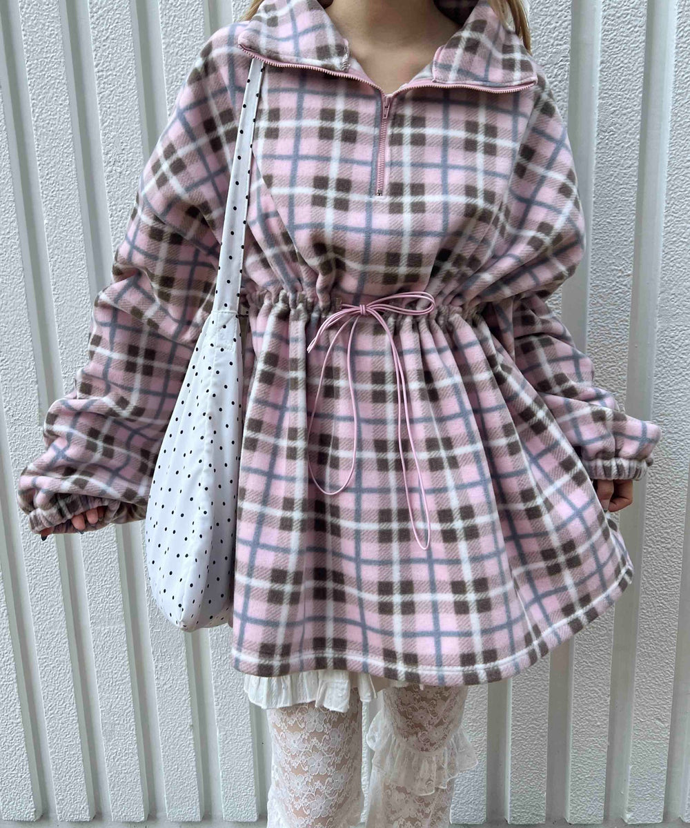 ピンク モデル：160㎝ F着用