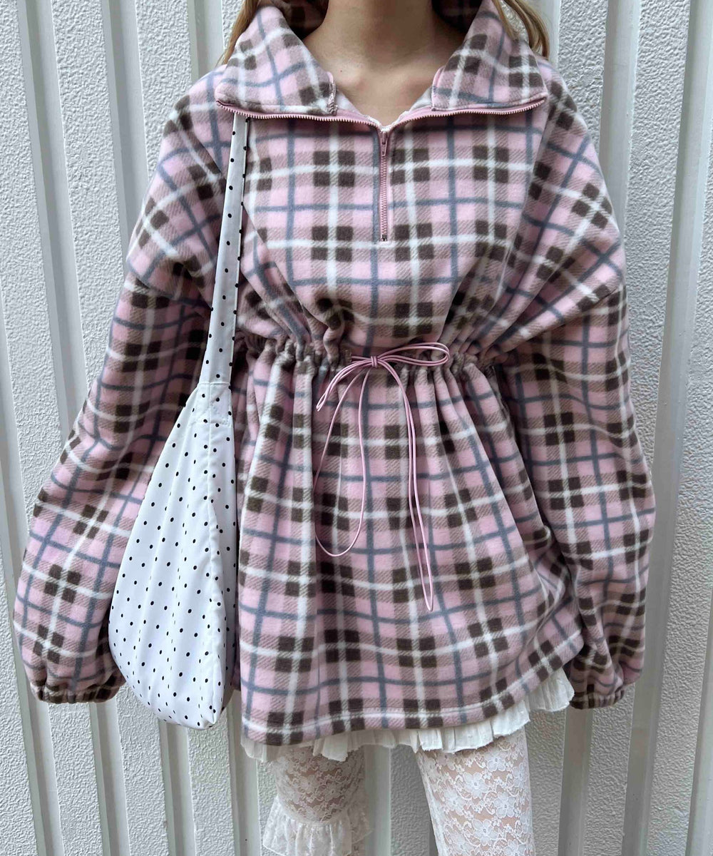 ピンク モデル：160㎝ F着用