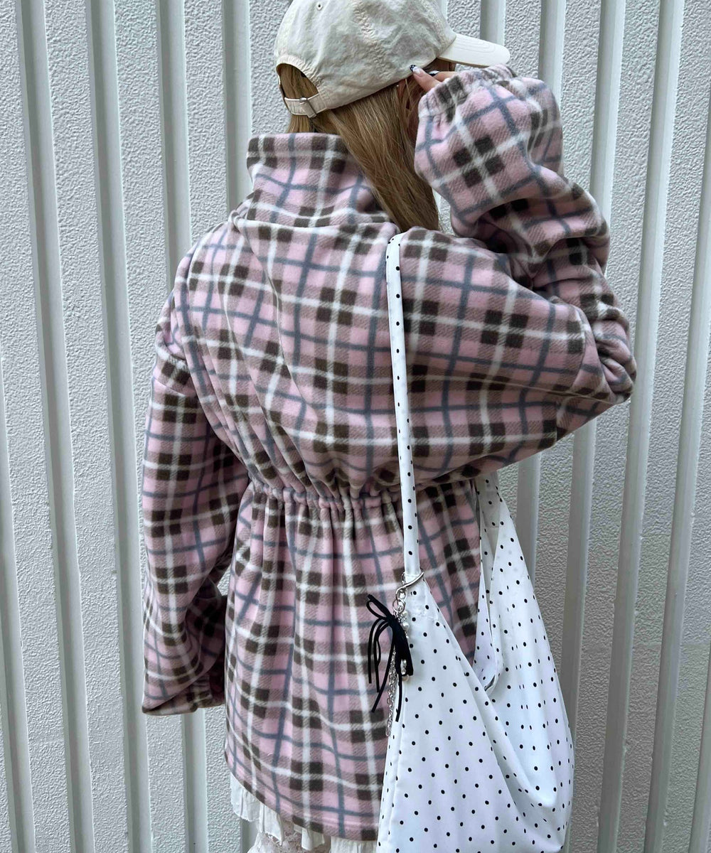 ピンク モデル：160㎝ F着用