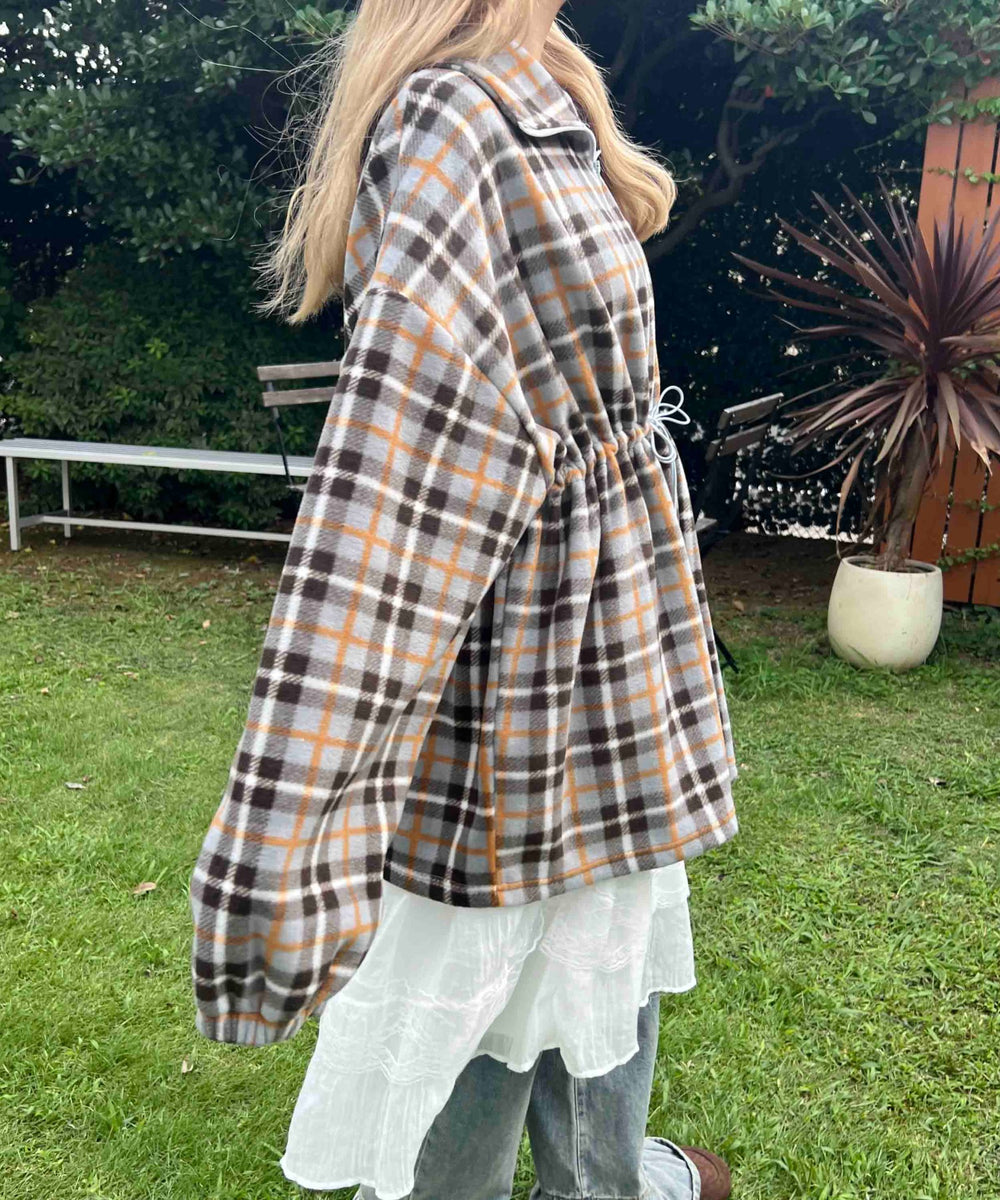 グレー モデル：160㎝ F着用