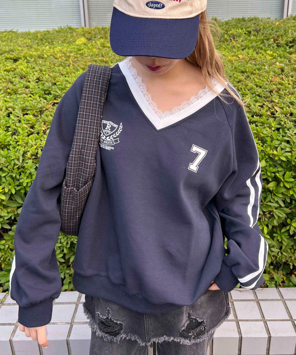 ネイビーモデル：160㎝ F着用