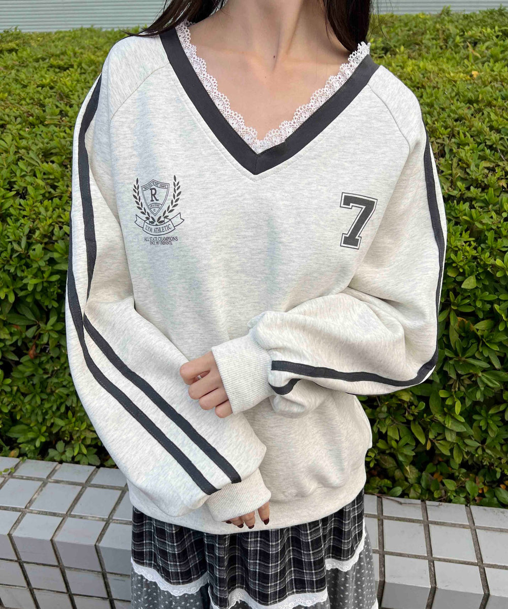 ホワイトアイボリーモデル：157㎝ F着用