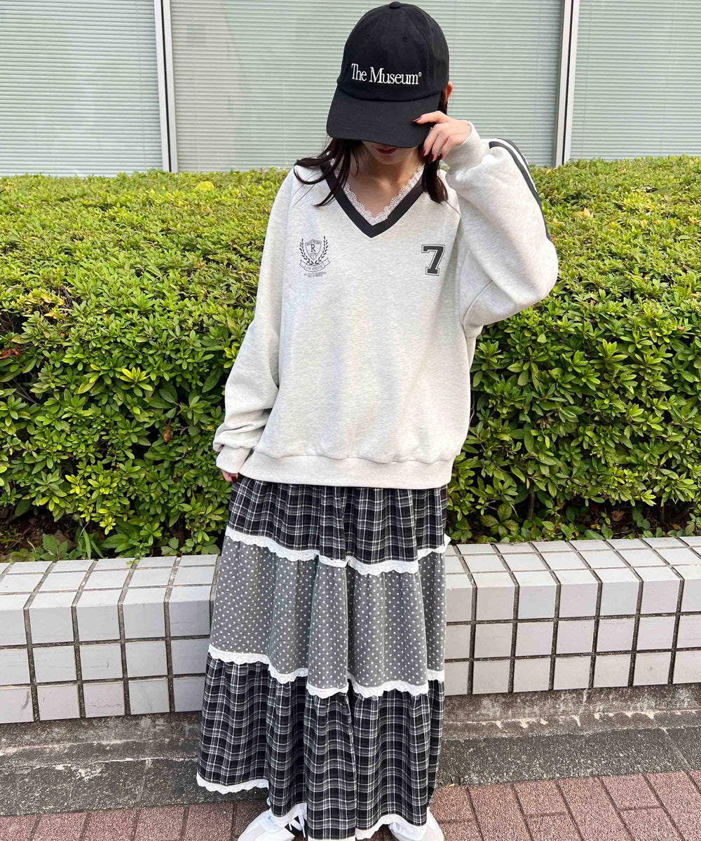 ホワイトアイボリーモデル：157㎝ F着用