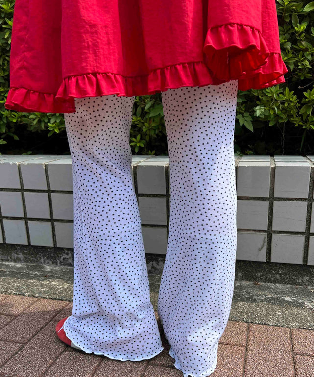 ホワイト モデル：155㎝ F着用