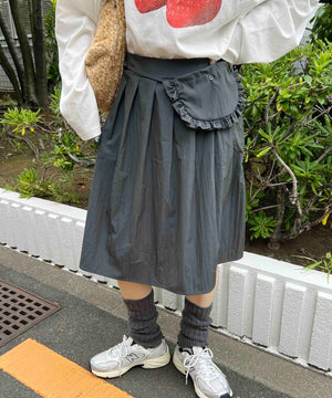 グレー モデル：160㎝ F着用