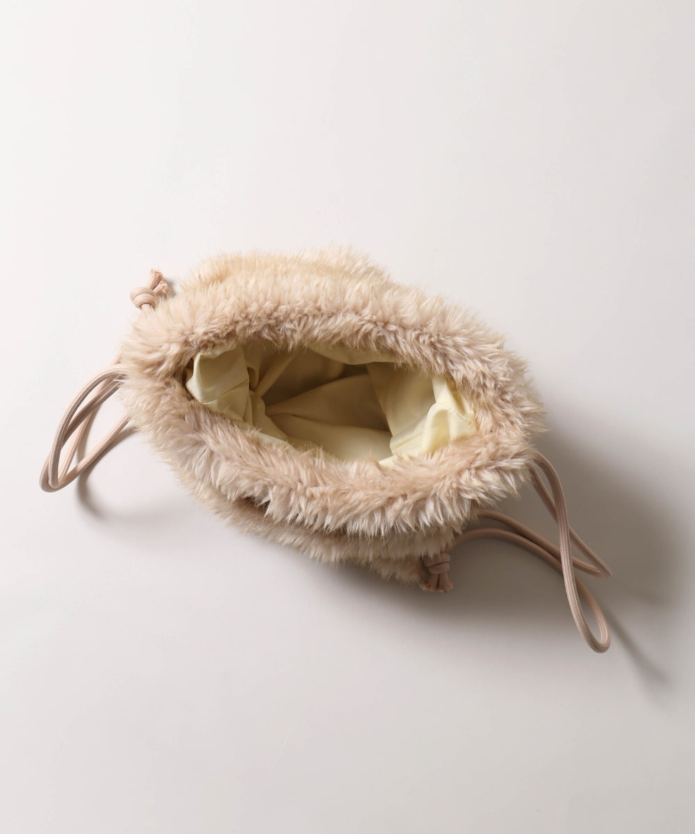 モコモコファーナップサック