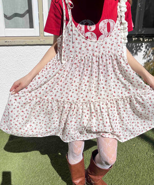 ホワイト モデル：160㎝ F着用