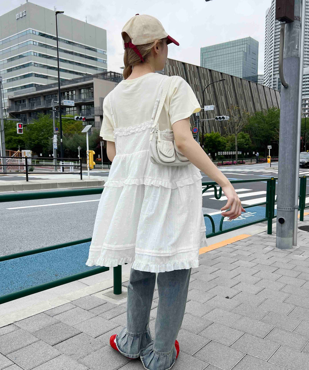 ホワイト モデル：160㎝ F着用