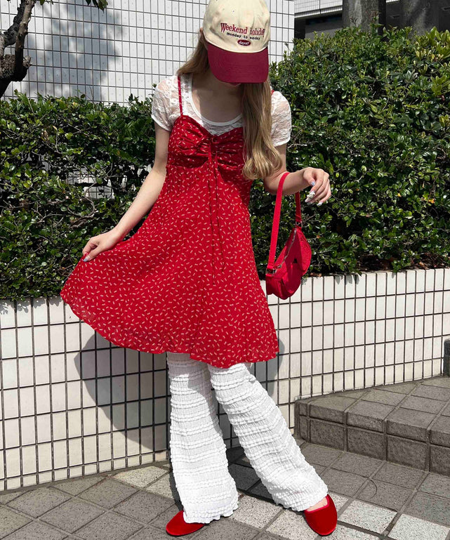 ホワイト モデル：160㎝ F着用