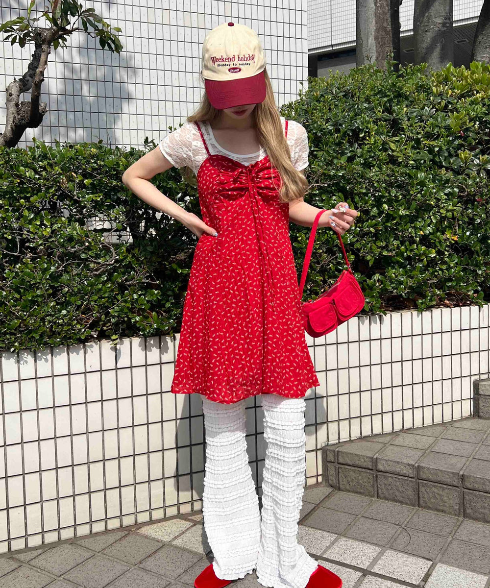 ホワイト モデル：160㎝ F着用