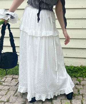 ホワイト モデル：160㎝ F着用