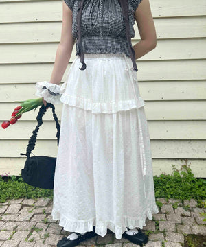 ホワイト モデル：160㎝ F着用