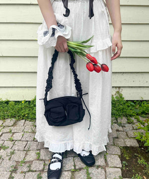 ホワイト モデル：160㎝ F着用