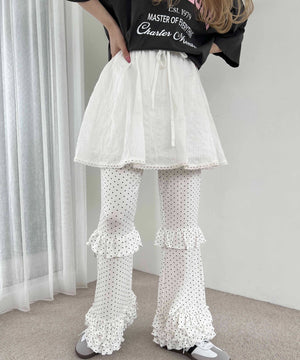 ホワイト モデル：160㎝ F着用