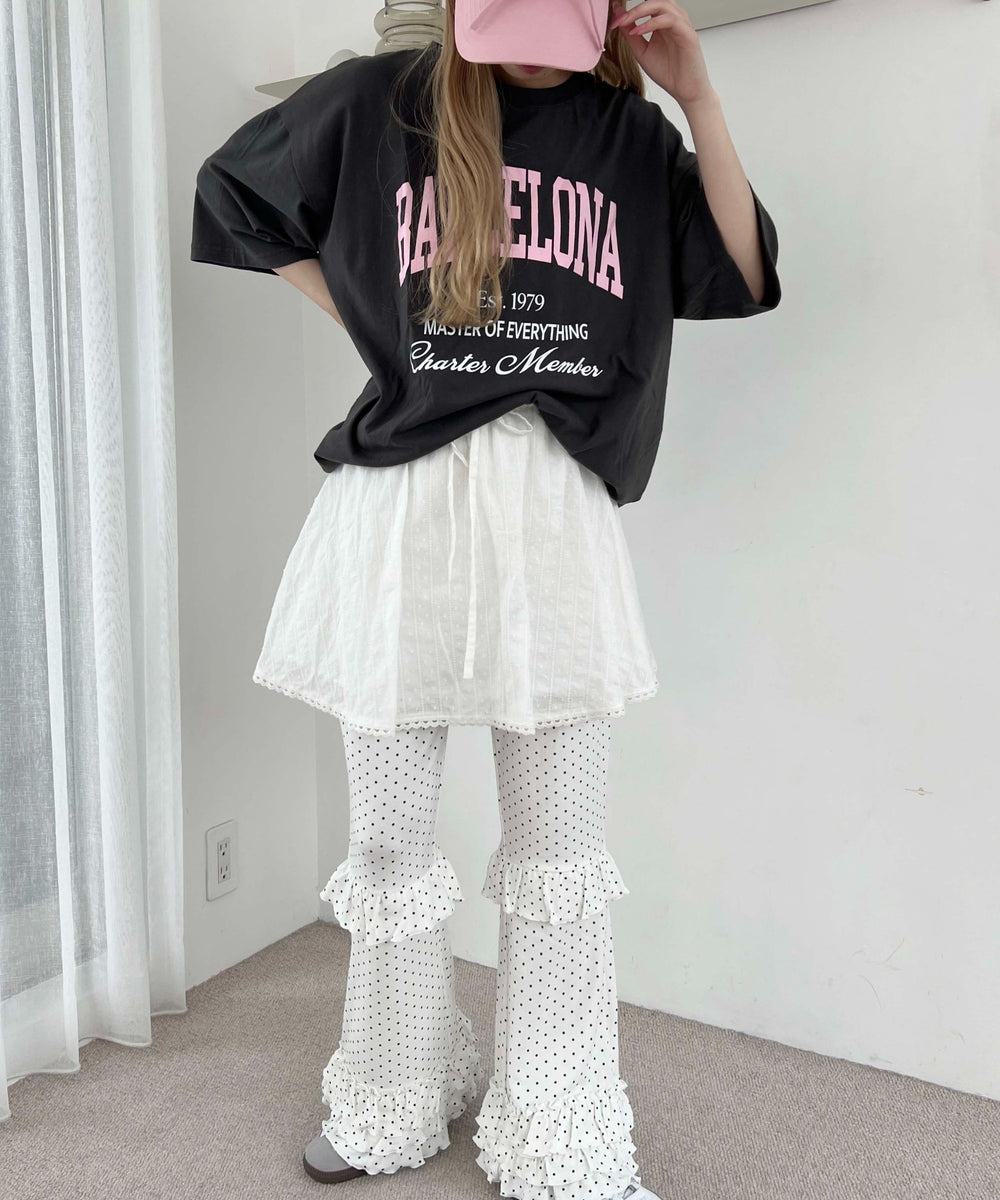 ホワイト モデル：160㎝ F着用