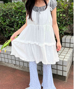 ホワイト モデル：157㎝ F着用