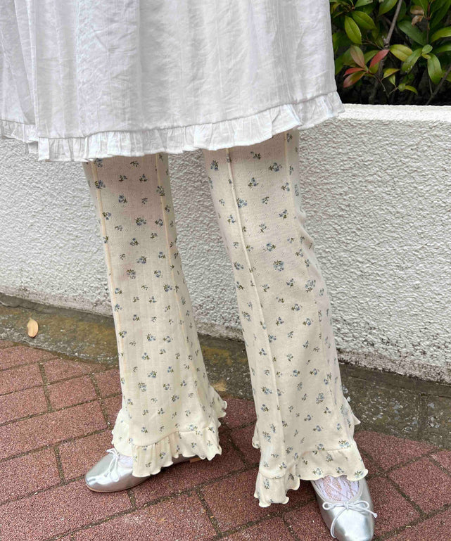 ホワイトアイボリー モデル：157㎝ F着用