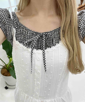 ホワイト モデル：160㎝ F着用