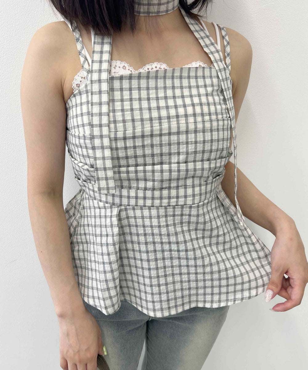 ホワイト モデル：147㎝ F着用