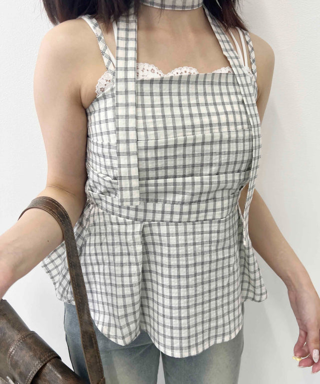 ホワイト モデル：147㎝ F着用