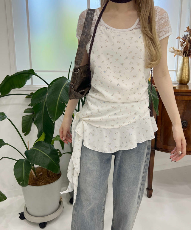 ホワイト モデル：160㎝ F着用