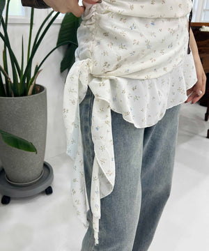 ホワイト モデル：160㎝ F着用