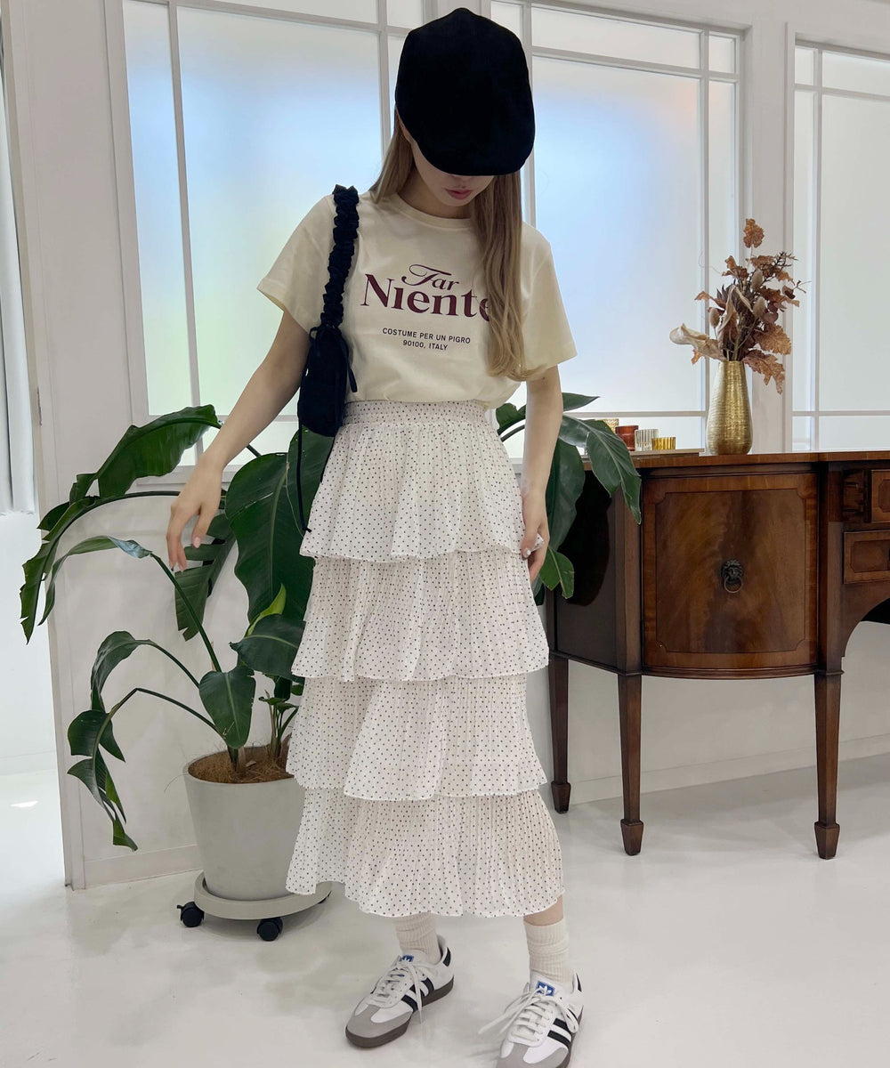 ホワイト モデル：160㎝ F着用