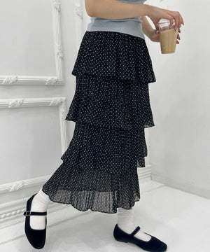 ホワイト モデル：160㎝ F着用