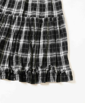 オンブレチェックティアードロングスカート
