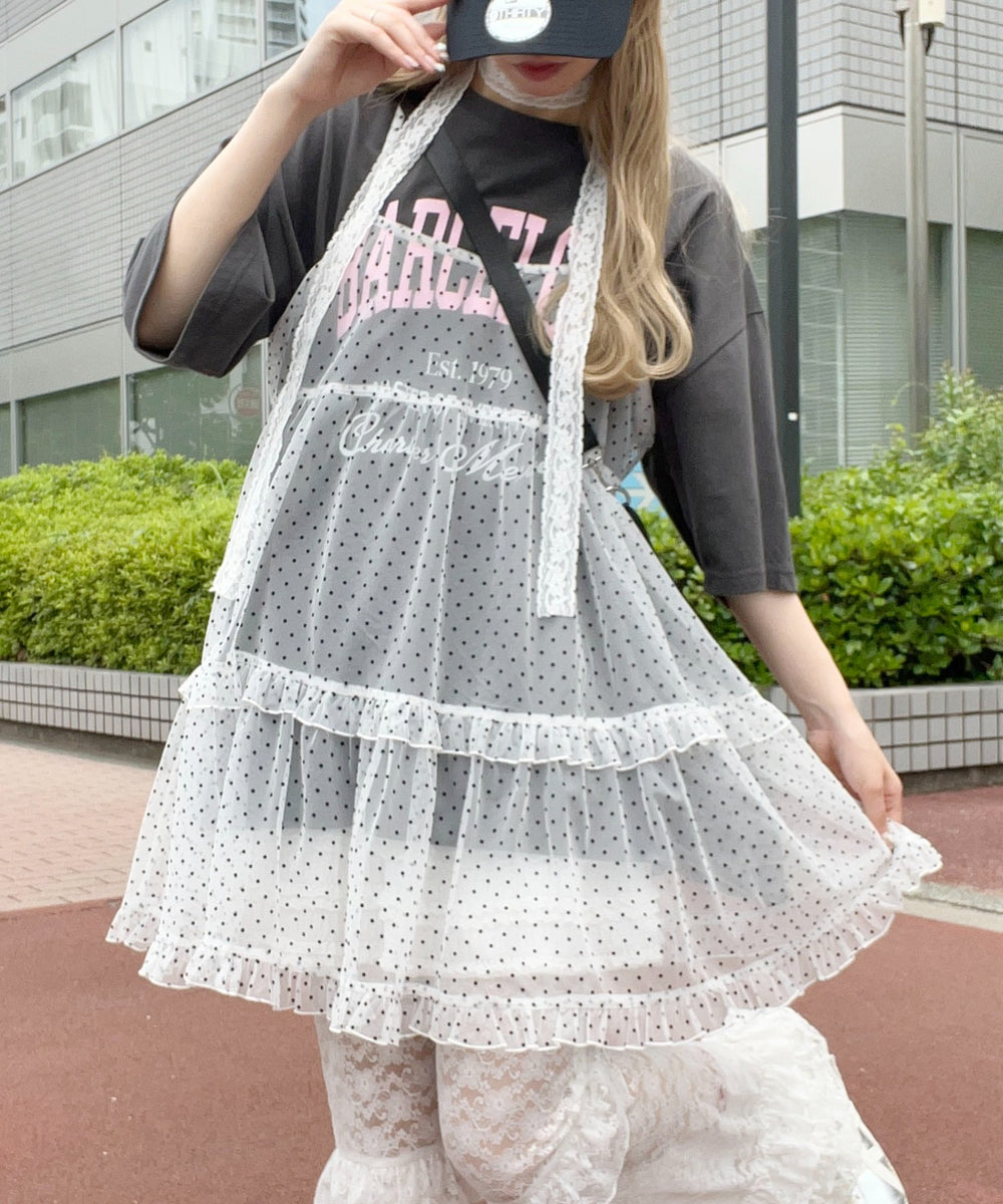 ホワイト モデル：160㎝ F着用