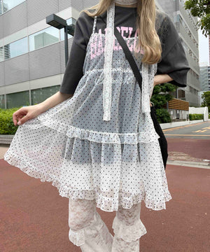 ホワイト モデル：160㎝ F着用