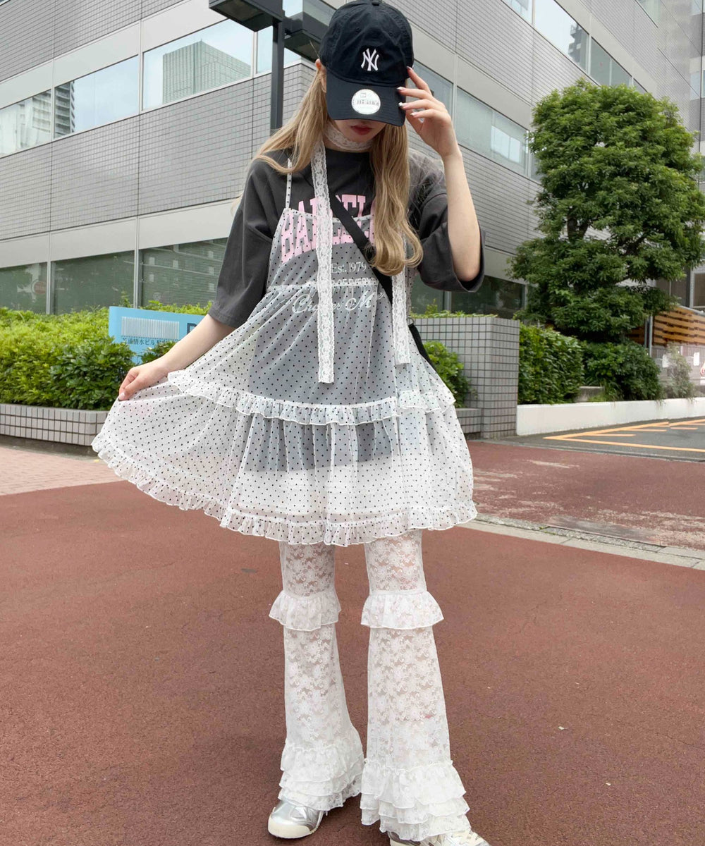 ホワイト モデル：160㎝ F着用