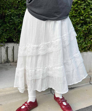 ホワイト モデル：160㎝ F着用