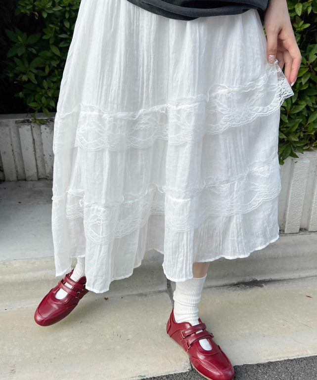 ホワイト モデル：160㎝ F着用