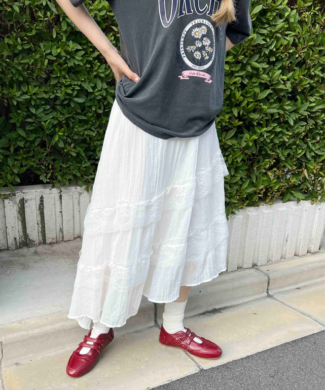 ホワイト モデル：160㎝ F着用