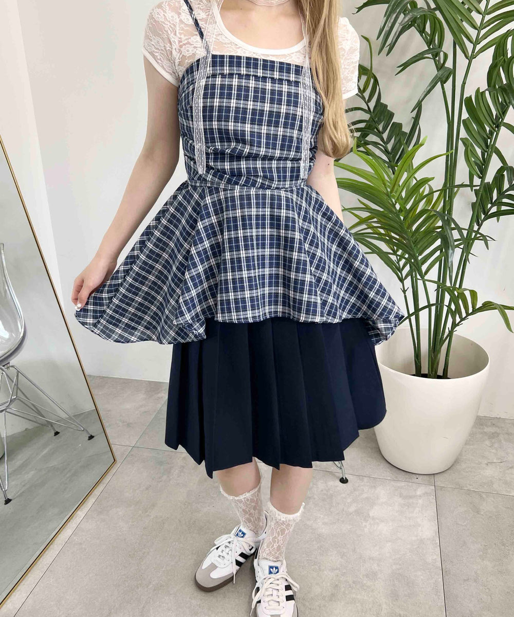 ブルー モデル：160㎝ F着用