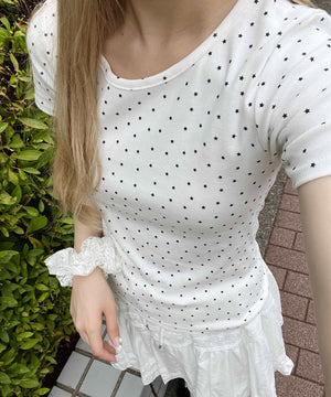 ホワイト モデル：160㎝ F着用