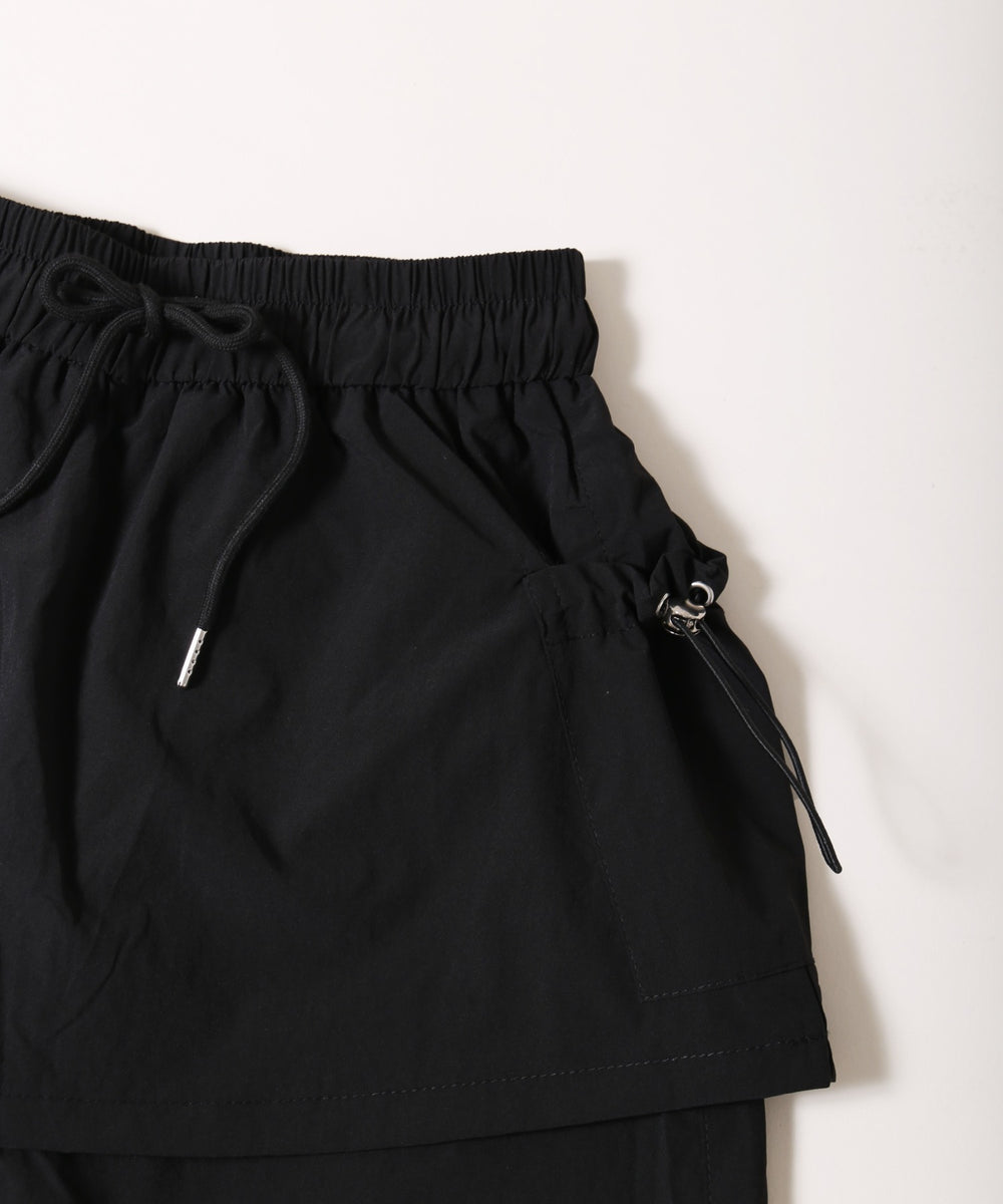 スカートドッキングナイロンパンツ