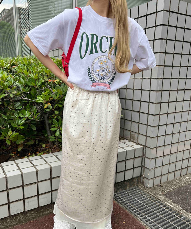 ホワイト モデル：160㎝ F着用