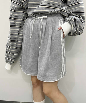 グレー モデル：160㎝ F着用