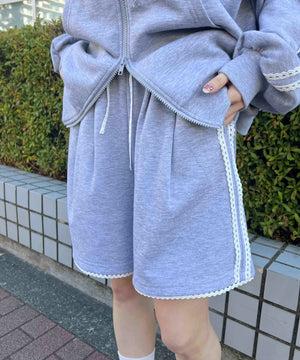 グレー モデル：160㎝ F着用