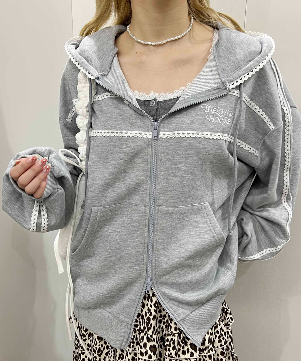 グレー モデル：160㎝ F着用