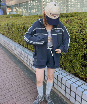 レースパイピングジップパーカー