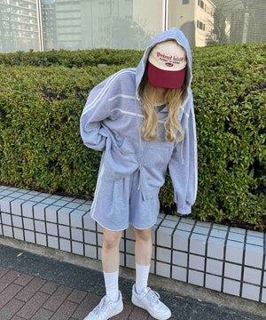 レースパイピングジップパーカー