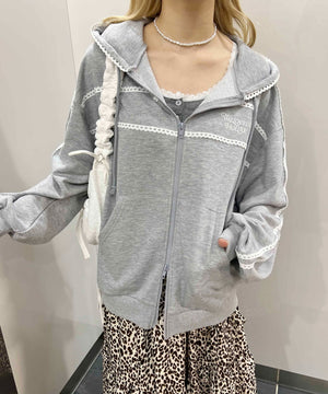 グレー モデル：160㎝ F着用